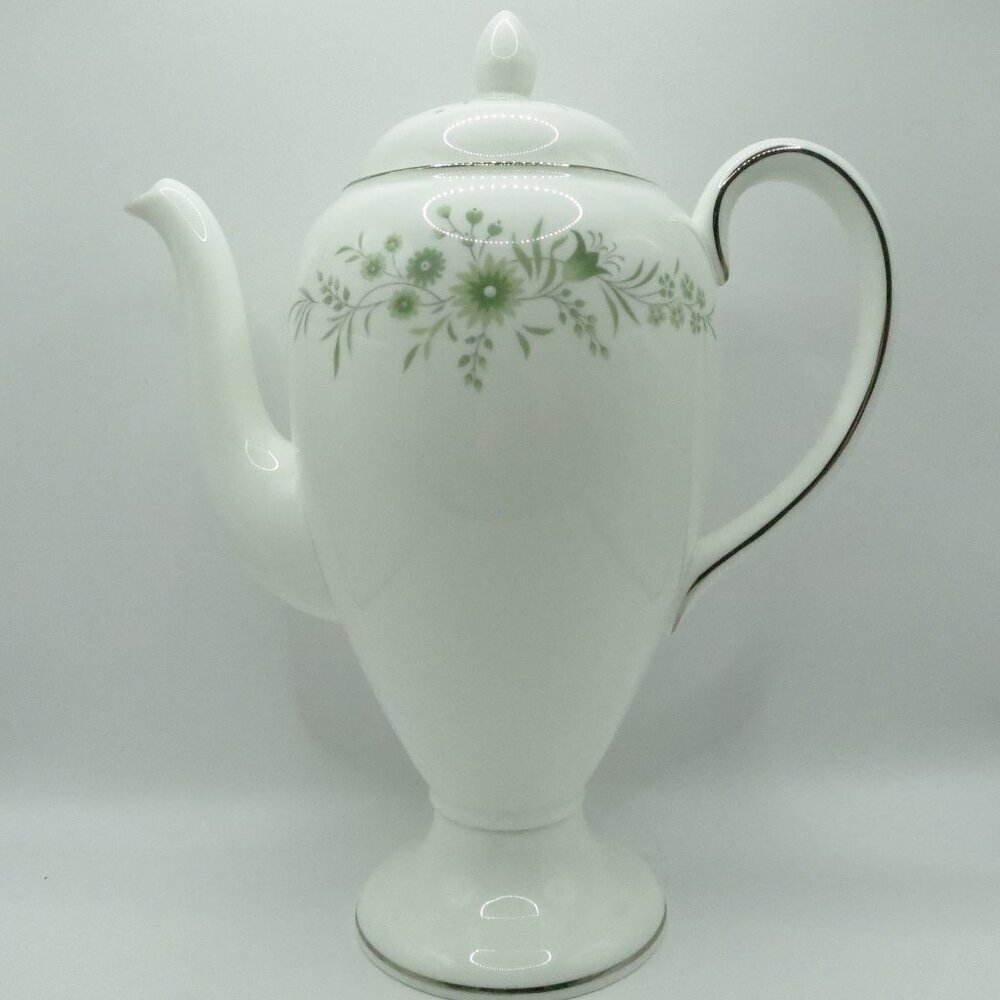 Wedgwood Westbury Coffee Tea Pot 10" R4410 Bone China Made in England
